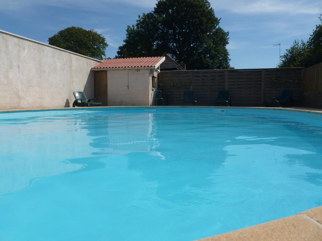 Manoir De La Foulerie Bed and Breakfast Ancteville Εξωτερικό φωτογραφία