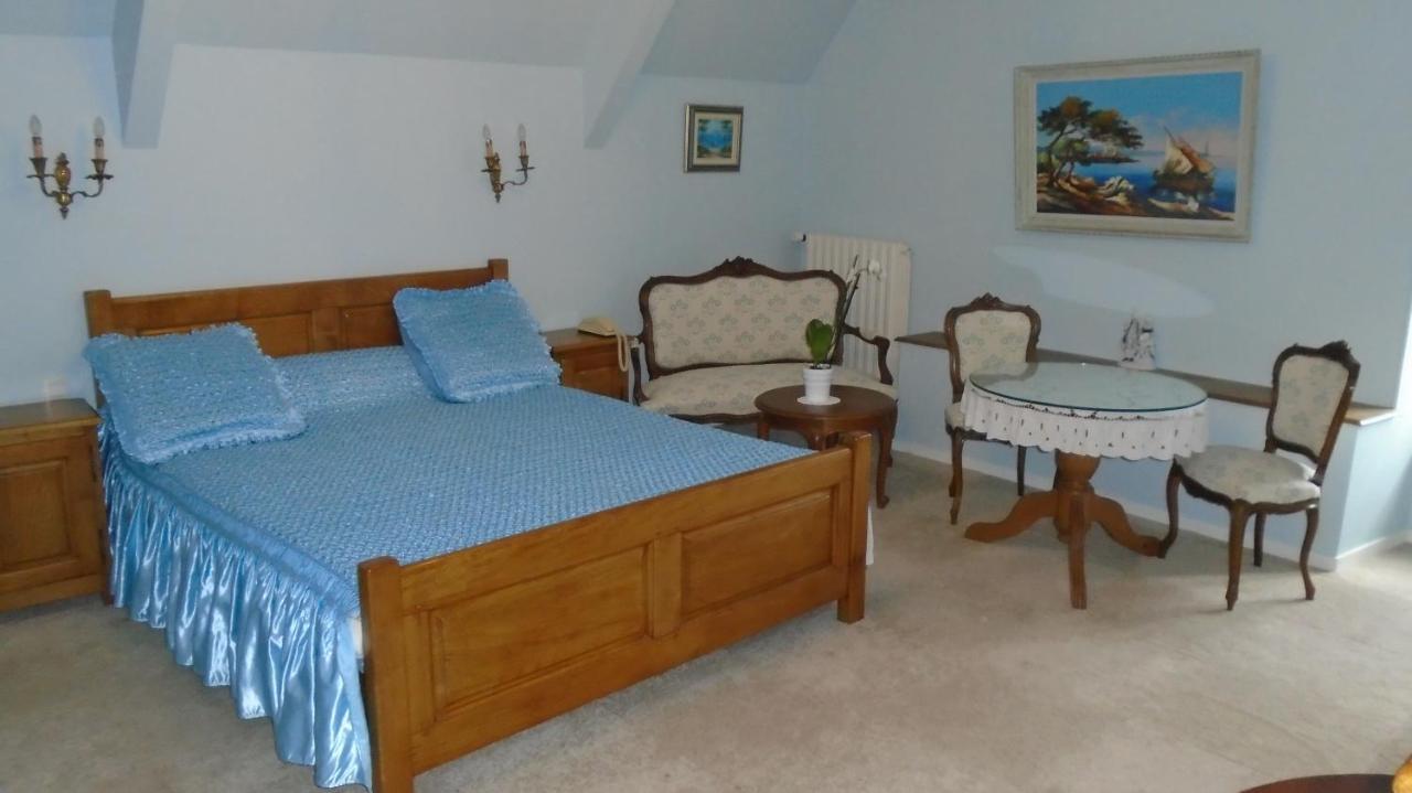 Manoir De La Foulerie Bed and Breakfast Ancteville Εξωτερικό φωτογραφία