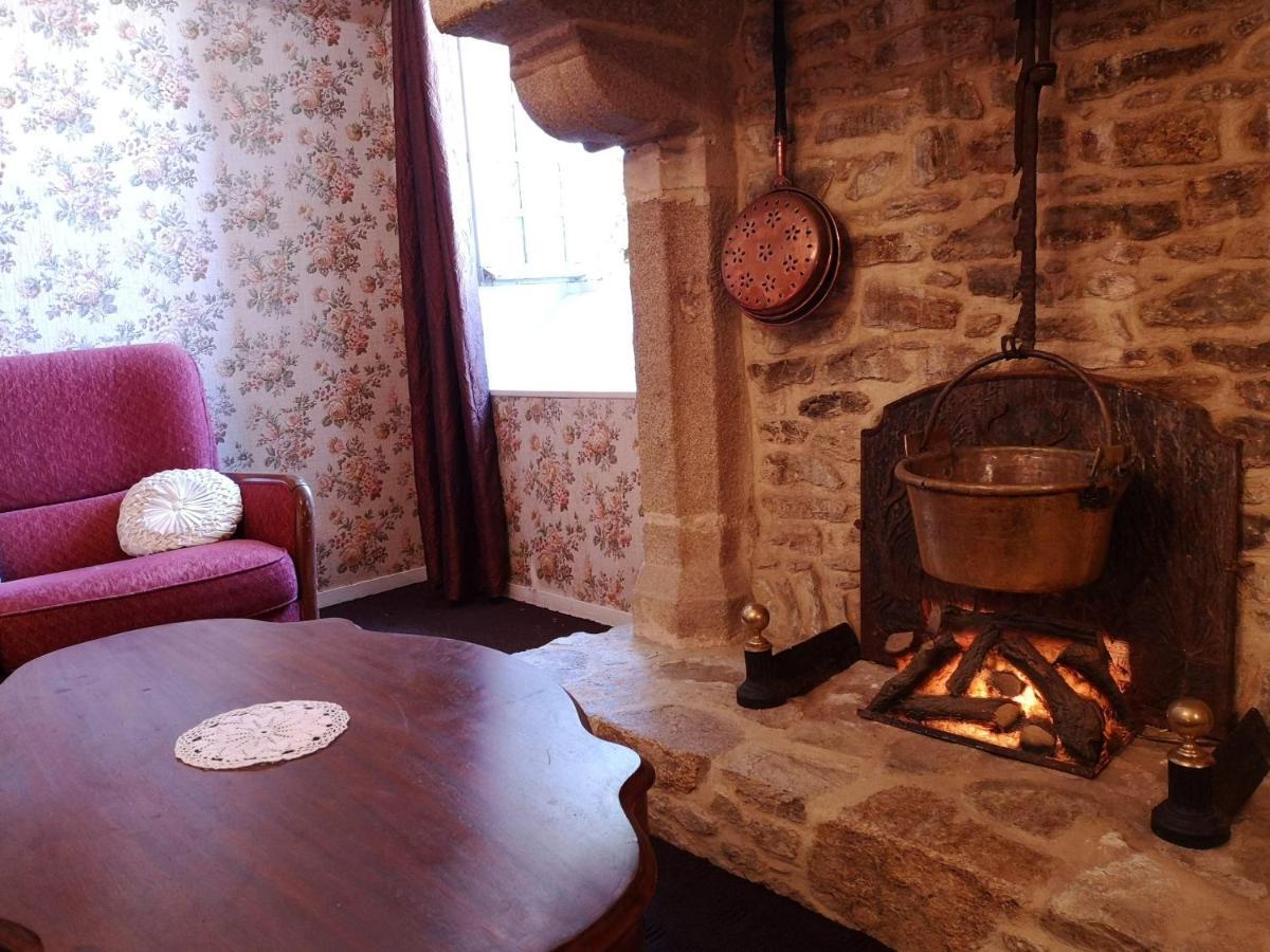 Manoir De La Foulerie Bed and Breakfast Ancteville Εξωτερικό φωτογραφία