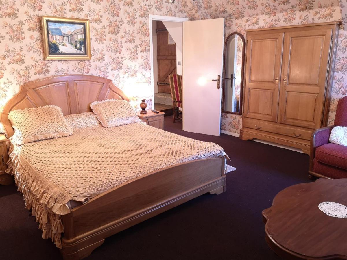 Manoir De La Foulerie Bed and Breakfast Ancteville Εξωτερικό φωτογραφία